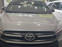 Cần bán gấp Toyota Innova số sàn, đi 48000 km, giá 530 triệu Cần bán gấp Toyota Innova số sàn, đi 48000 km, giá 530 triệu