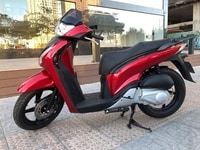 Cần bán xe máy nhãn hiệu HONDA SHi 150 còn mới toanh Cần bán xe máy nhãn hiệu HONDA SHi 150 còn mới toanh
