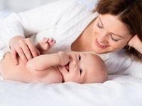 Nhà cần tìm 1 người giữ trẻ 1 người giúp việc nhà 1 người chăm bà Nhà cần tìm 1 người giữ trẻ 1 người giúp việc nhà 1 người chăm bà
