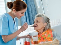 Nhà cần tìm 1 người chăm bé 1 người giúp việc nhà 1 người chăm bà Nhà cần tìm 1 người chăm bé 1 người giúp việc nhà 1 người chăm bà