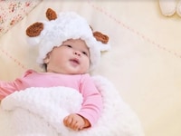 Nhà cần tìm 1 người giữ em bé 1 người giúp việc nhà 1 người chăm bà Nhà cần tìm 1 người giữ em bé 1 người giúp việc nhà 1 người chăm bà