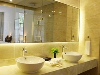 Bán nhà 178C phố Định Công Thượng, ô tô đỗ cổng, 39,9 m2x5 tầng