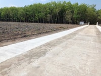 Bán 2105m2 đất Sổ Hồng gần chợ, đối diện KCN Nha Bích xây trọ. 650Tr Bán 2105m2 đất Sổ Hồng gần chợ, đối diện KCN Nha Bích xây trọ. 650Tr