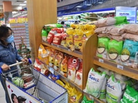 Cần thêm nhân viên bán hàng cho siêu thị mini Cần thêm nhân viên bán hàng cho siêu thị mini