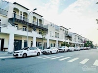 Nhà phố khu đô thị Tây Sông Hậu Long Xuyên Nhà phố khu đô thị Tây Sông Hậu Long Xuyên