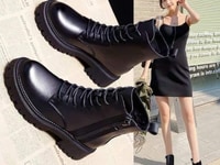 Đôi giày QUỐC DÂN sale 70% giá chỉ hơn #119K Đôi giày QUỐC DÂN sale 70% giá chỉ hơn #119K
