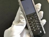 Điện thoại vertu clous deparis steel Chính hãng nguyên zin100% Điện thoại vertu clous deparis steel Chính hãng nguyên zin100%