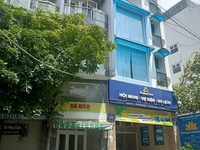 Cần bán gấp nhà mặt tiền đường Nguyễn Trãi, P2, Q5 Cần bán gấp nhà mặt tiền đường Nguyễn Trãi, P2, Q5