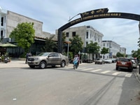 Nhà phố Dĩ An giáp ranh TP Thủ Đức sổ hồng riêng Nhà phố Dĩ An giáp ranh TP Thủ Đức sổ hồng riêng