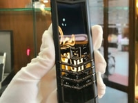 Điện thoại Vertu Signature Pure Black Điện thoại Vertu Signature Pure Black