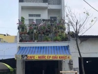 Nhà mặt tiền kinh doanh buôn bán mọi ngành nghề. Nhà mặt tiền kinh doanh buôn bán mọi ngành nghề.