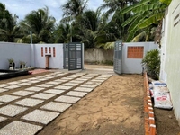 Thửa 600m2 vuông vức, gồm nhà và 2 nền giá đầu tư. Thửa 600m2 vuông vức, gồm nhà và 2 nền giá đầu tư.
