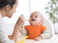 Gia đình cần tìm 1 người giữ bé 1 người giúp việc nhà 1 người chăm bà Gia đình cần tìm 1 người giữ bé 1 người giúp việc nhà 1 người chăm bà