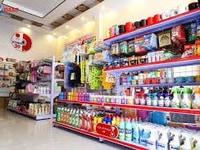 Nhân viên làm việc cho đại lý. Nhân viên làm việc cho đại lý.
