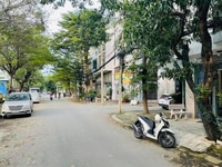 Bán NHÀ Khu VIP Q7. Khu Vực ĐẦY CAMERA AN NINH. 95M2. Gía 12.9 tỷ Bán NHÀ Khu VIP Q7. Khu Vực ĐẦY CAMERA AN NINH. 95M2. Gía 12.9 tỷ