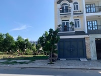 Đất chính chủ gần chợ Bà Lát,KCN Lê Minh Xuân. Tiện kinh doanh, DT:80m Đất chính chủ gần chợ Bà Lát,KCN Lê Minh Xuân. Tiện kinh doanh, DT:80m