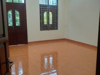 Bán nhà TP Bắc Giang. 5m mặt tiền. Hơn 4 tỷ Bán nhà TP Bắc Giang. 5m mặt tiền. Hơn 4 tỷ