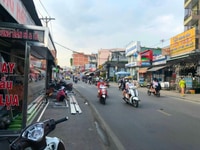 Quận 9 Mặt tiền buôn bán sầm uất nhất nhì, đang có dòng tiền cao. Quận 9 Mặt tiền buôn bán sầm uất nhất nhì, đang có dòng tiền cao.