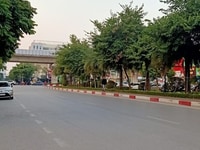 Mặt phố trần đăng ninh hà đông - vỉa hè kinh doanh oto đỗ giá 100tr/1m Mặt phố trần đăng ninh hà đông - vỉa hè kinh doanh oto đỗ giá 100tr/1m