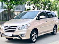 Cần bán Toyota Innova 2016, số tự động, dòng V, màu vàng cát. Cần bán Toyota Innova 2016, số tự động, dòng V, màu vàng cát.