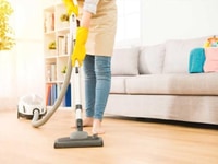 Cần tuyển giúp việc nhà ở lại luôn nha Cần tuyển giúp việc nhà ở lại luôn nha