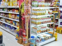 Co.opFood Quận 4 Cần Nam Nữ kiểm kê hàng hoá trực tiếp tại quầy Co.opFood Quận 4 Cần Nam Nữ kiểm kê hàng hoá trực tiếp tại quầy
