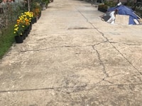 Chính chủ cần bán gấp 200m2 đất ngay QL13 gần chợ dân đông tiện kd Chính chủ cần bán gấp 200m2 đất ngay QL13 gần chợ dân đông tiện kd