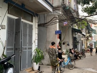 Bán nhà 3,5 tầng, mặt tiền 3m, số 49 hẻm 2/362 Giải Phóng Bán nhà 3,5 tầng, mặt tiền 3m, số 49 hẻm 2/362 Giải Phóng