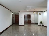 Bán căn hộ hoàng anh giai việt, view hồ bơi Bán căn hộ hoàng anh giai việt, view hồ bơi
