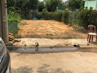 GĐ cần bán lô đất 100m2(5x20m) dân đông, gần QL13. GĐ cần bán lô đất 100m2(5x20m) dân đông, gần QL13.