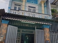 Nhà 1 lầu 3PN 3WC DT : 5 x 16m hẻm 5m xe tải đỗ cửa gần ngã 4 giếng nc Nhà 1 lầu 3PN 3WC DT : 5 x 16m hẻm 5m xe tải đỗ cửa gần ngã 4 giếng nc