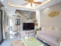 Bán nhà cát linh . oto vào tận sân , bể cá koy Bán nhà cát linh . oto vào tận sân , bể cá koy