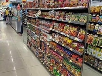 Cửa hàng tuyển dụng nhân viên bán hàng Cửa hàng tuyển dụng nhân viên bán hàng