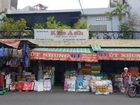 Cho thuê nhà mặt tiền 64 Trang Tử, Phường 14, Quận 5, 8,8x14m