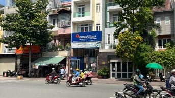 Bán nhà mặt tiền đường Dương Quang Đông, Phường 5, Quận 8.