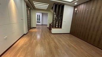  Bán nhà ngõ 4 phương mai Dt 45m x4T mt4 oto giá 17,6 tỷ