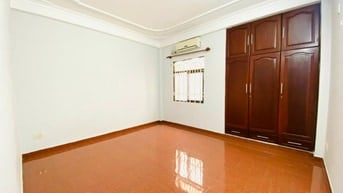 Chính chủ cho thuê phòng rộng nhà MT số 8 Tân Cảng, P.25, Bình Thạnh