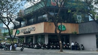 Mặt tiền Quận 7 Lê Văn Lương 5x38m giá 10.5 tỷ