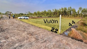 Đất Vườn 1000m2 đường ô tô 4m giá chỉ 450 triệu Sổ Hồng Riêng 