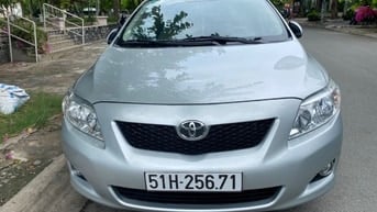 Lên 7 chổ đổi Corolla Altis bản cao cấp máy 2.0