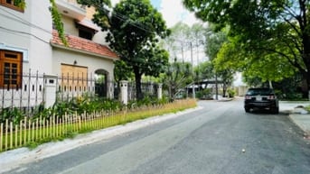 Biệt thự ven sông Bình Thạnh, 200m2(10x20) đường 10m giá tốt chỉ 95tr/