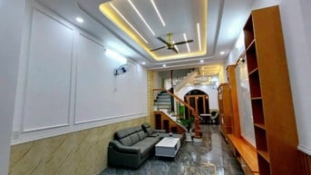 Bán nhà Tân Phú đường Tân Thành giáp Tân Bình 5,4 X 17m 3L mua bán tốt