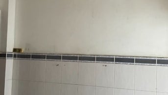 12m2 1.800.000 hẻm xe hơi WC trong phòng