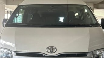 Toyota Hiace 2.7l - 2013  323 Triệu