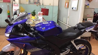 YAMAHA R15 V3 150.ĐK NĂM 2022,ZIN 100%.ODO 8K.CỰC ĐẸP,GIẤY TỜ XỊN.