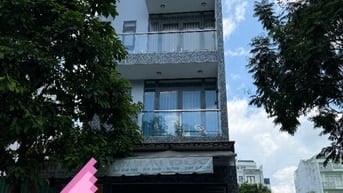 Bán nhà 5x20m 4 tầng KDC ấp 4 Phong Phú ( Khang Điền).