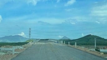Bán đất mặt tiền đường xã Sông Phan, huyện Hàm Tân, Bình Thuận