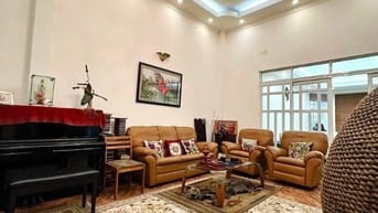 VILLA SÂN VƯỜN TRUNG TÂM QUẬN 1 - 333M2 - 62 TỶ - không quy hoạch 