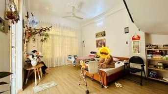 BIỆT THỰ KIỂU PHÁP NGANG 6,1M 3 TẦNG. 2 MT HẺM. TẶNG FULL NỘI THẤT
