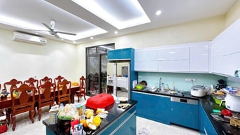 Bán tòa lô góc Apartment 6 tầng, thang máy, kinh doanh tốt